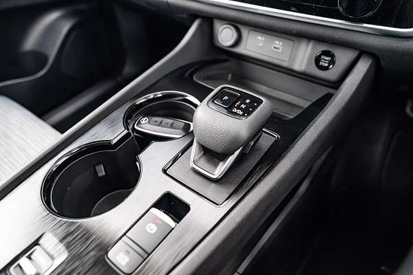 2025 Nissan X-TRAIL ST T33