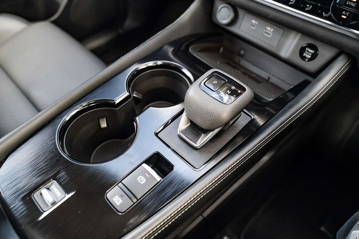 2024 Nissan X-TRAIL ST-L T33