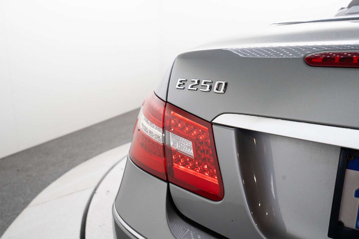 2011 Mercedes-Benz E-Class E250 CGI Avantgarde A207