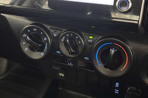 2023 Toyota Hilux SR GUN126R 4X4