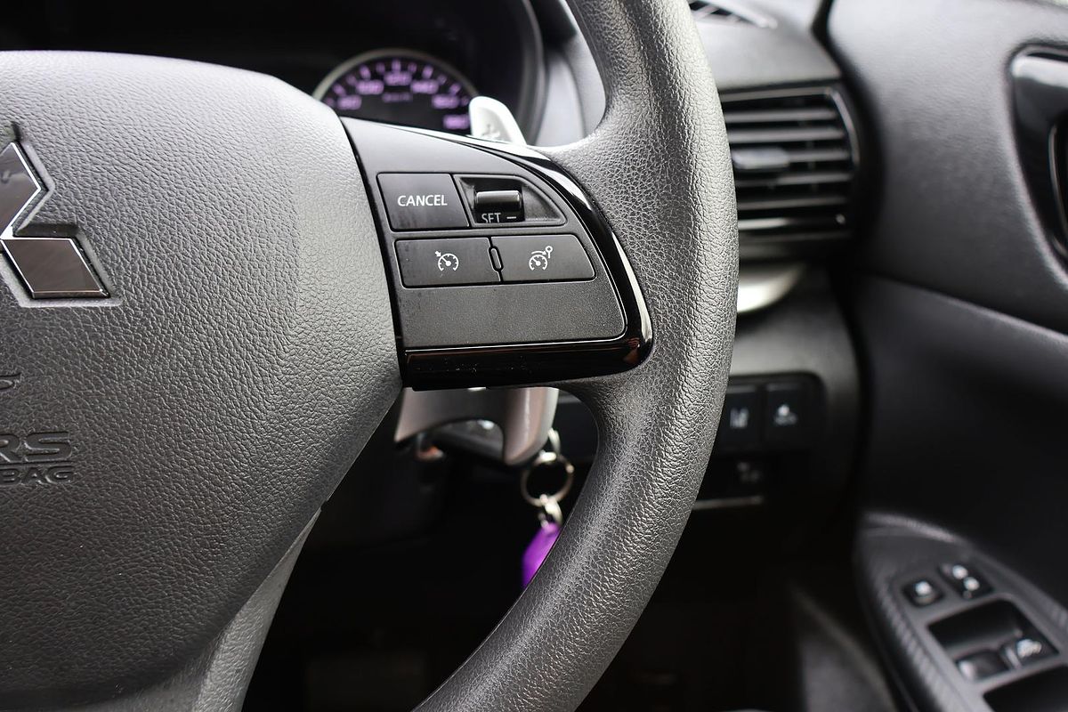 2024 Mitsubishi Eclipse Cross ES YB