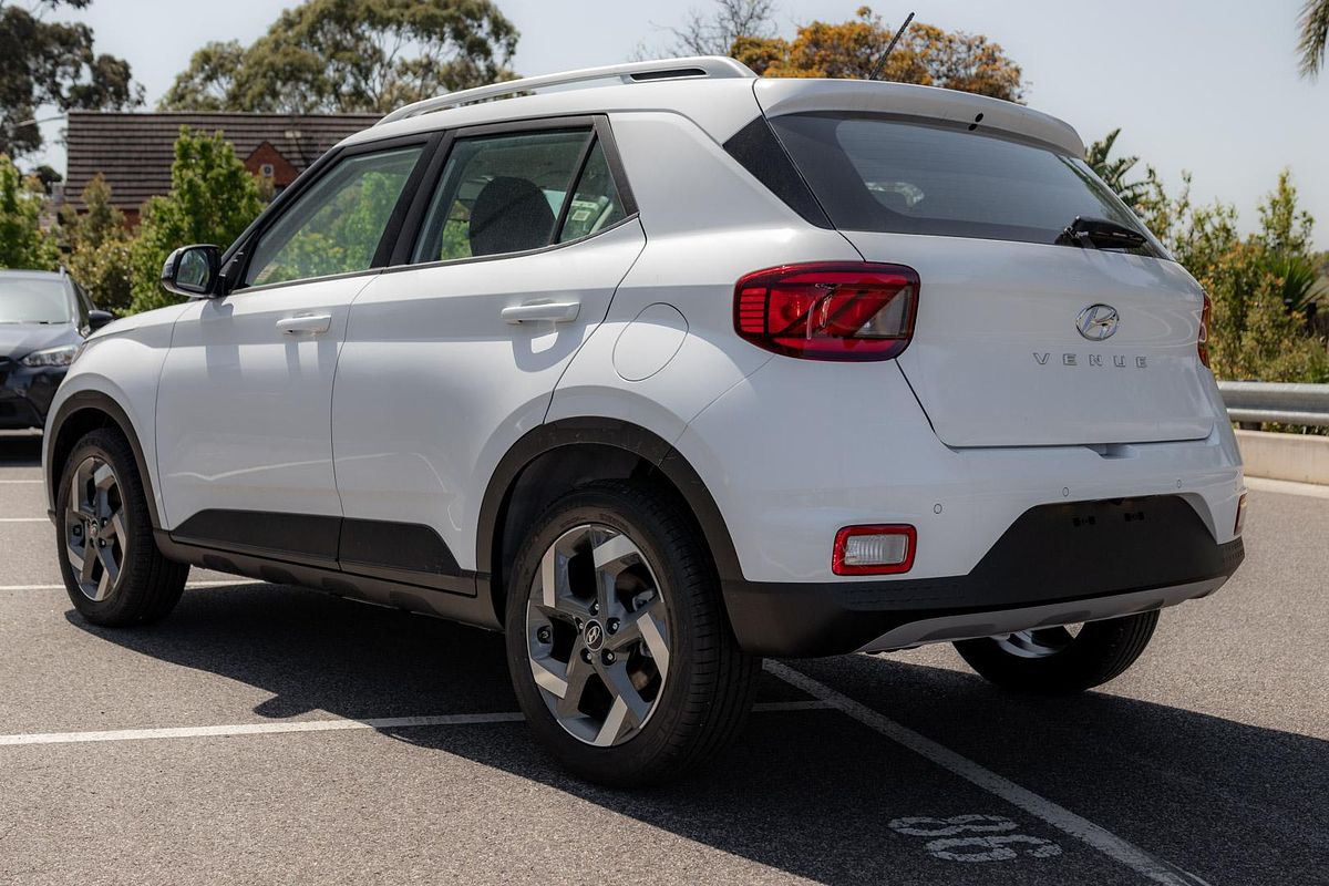 2025 Hyundai Venue Active QX.V5