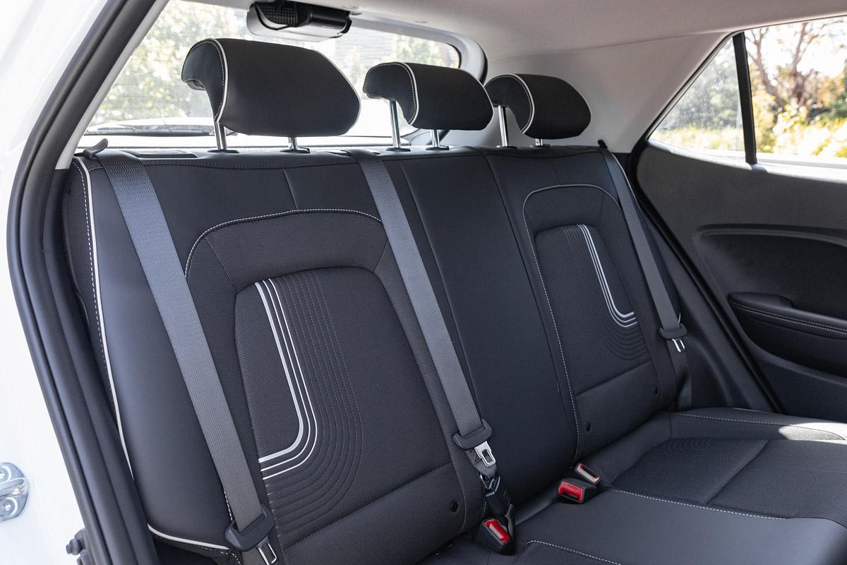 2025 Hyundai Venue Active QX.V5