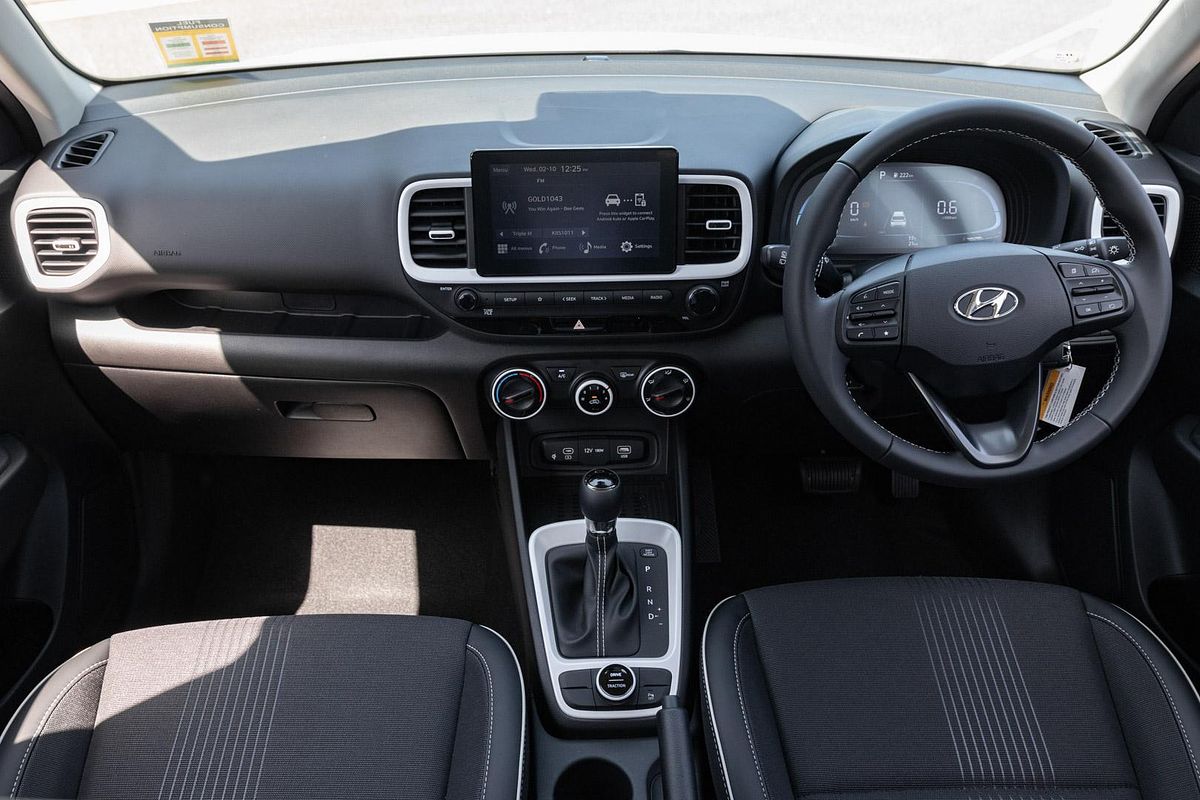 2025 Hyundai Venue Active QX.V5