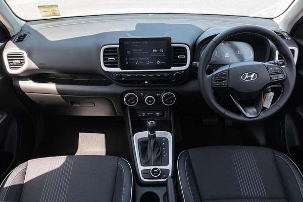 2025 Hyundai Venue Active QX.V5