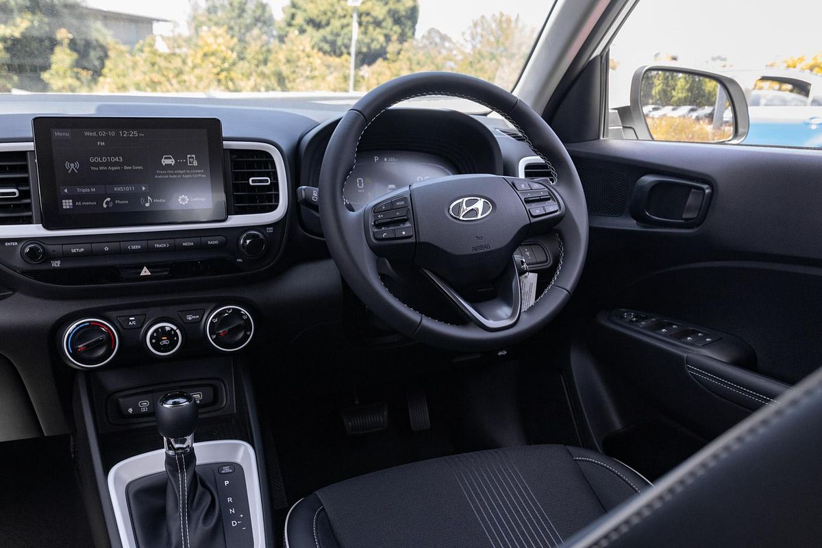2025 Hyundai Venue Active QX.V5