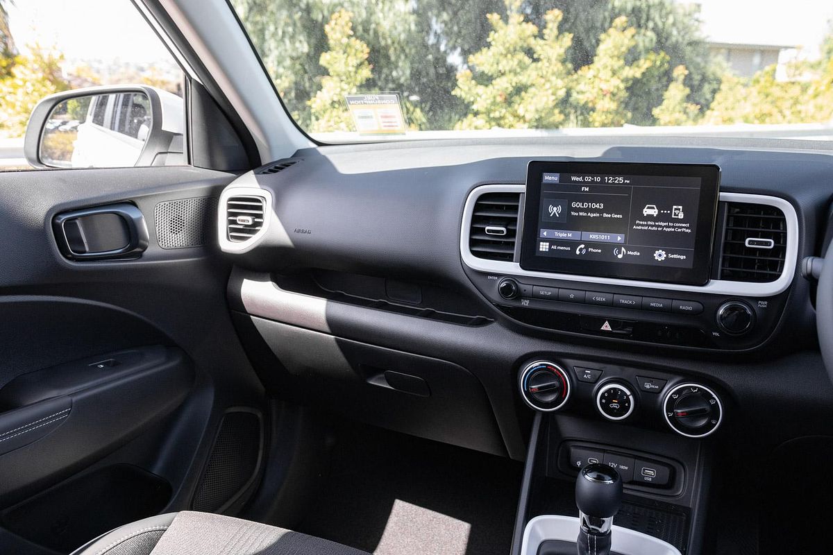 2025 Hyundai Venue Active QX.V5