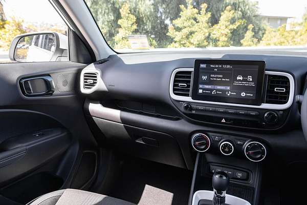 2025 Hyundai Venue Active QX.V5