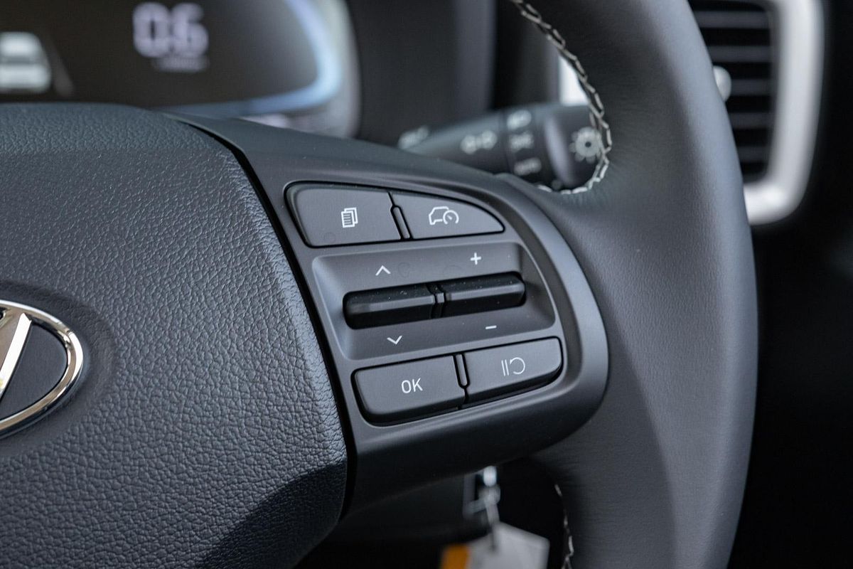 2025 Hyundai Venue Active QX.V5