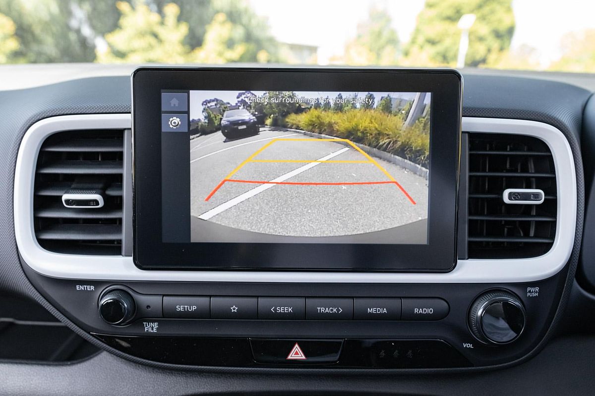 2025 Hyundai Venue Active QX.V5