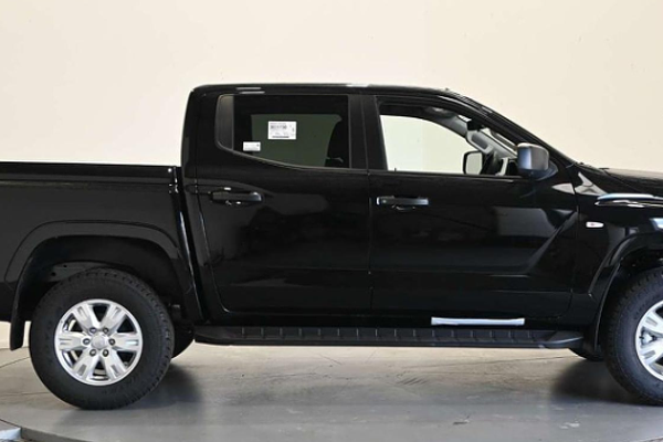 2025 Mitsubishi Triton GLX+ MV 4X4