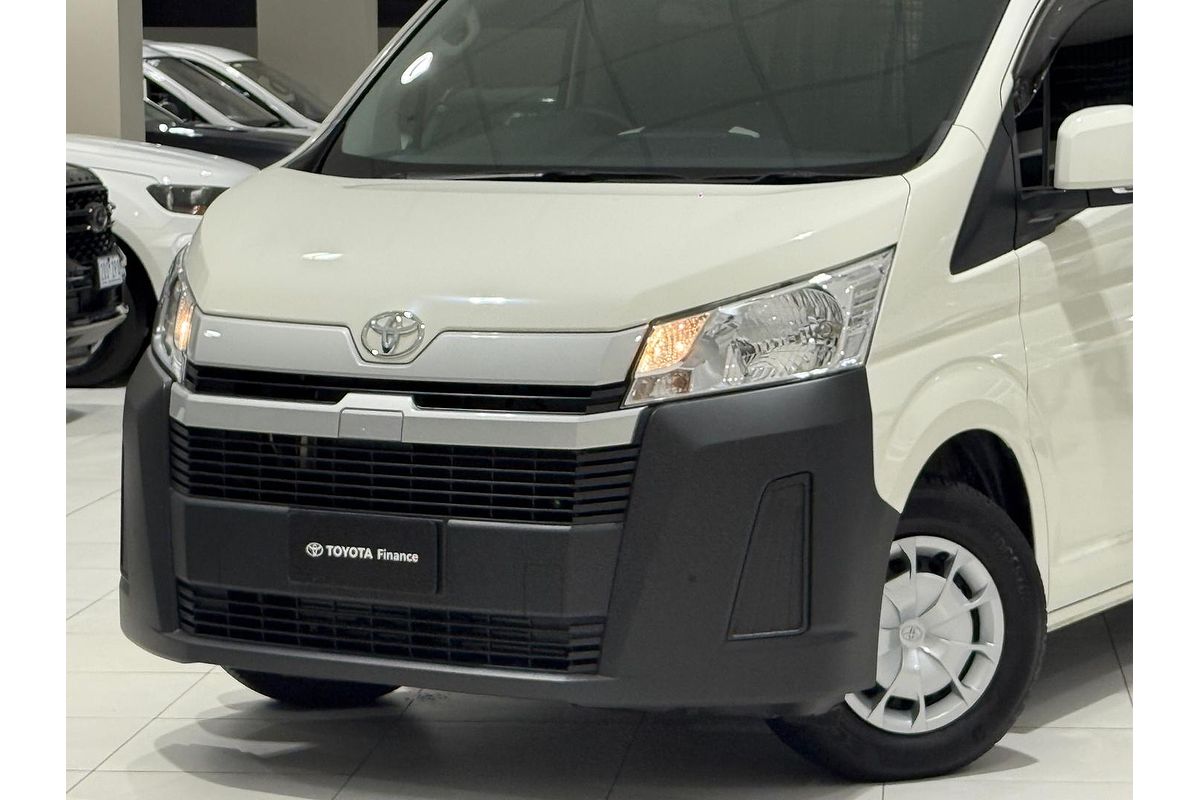 2024 Toyota Hiace GDH300R