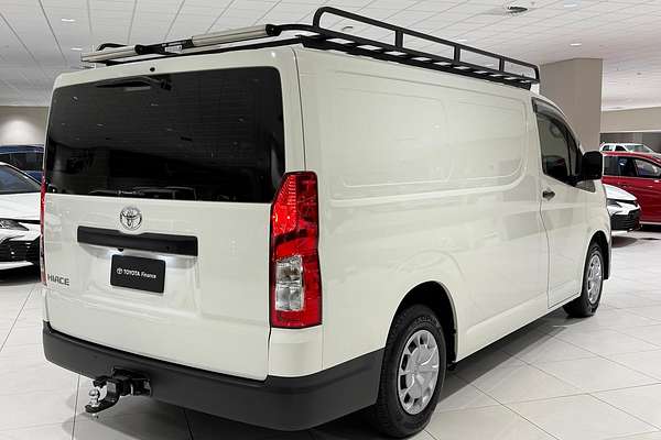 2024 Toyota Hiace GDH300R