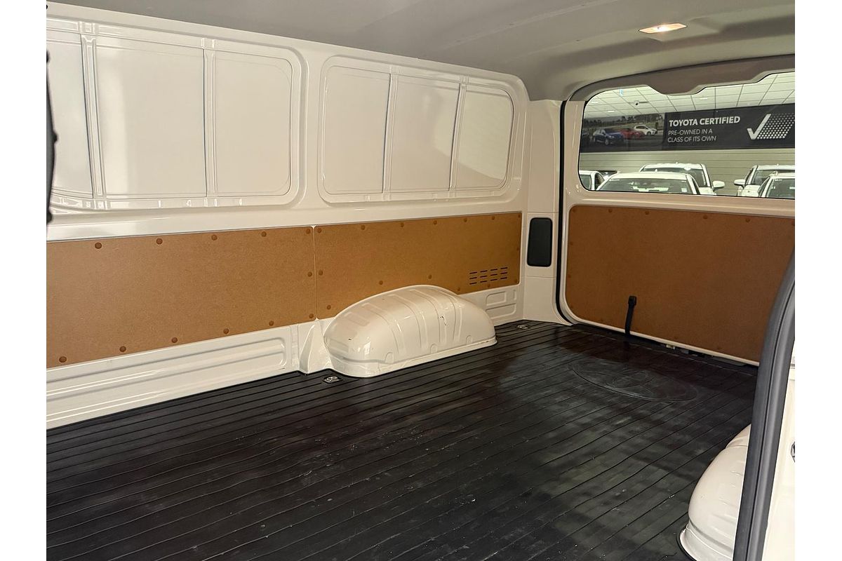 2024 Toyota Hiace GDH300R