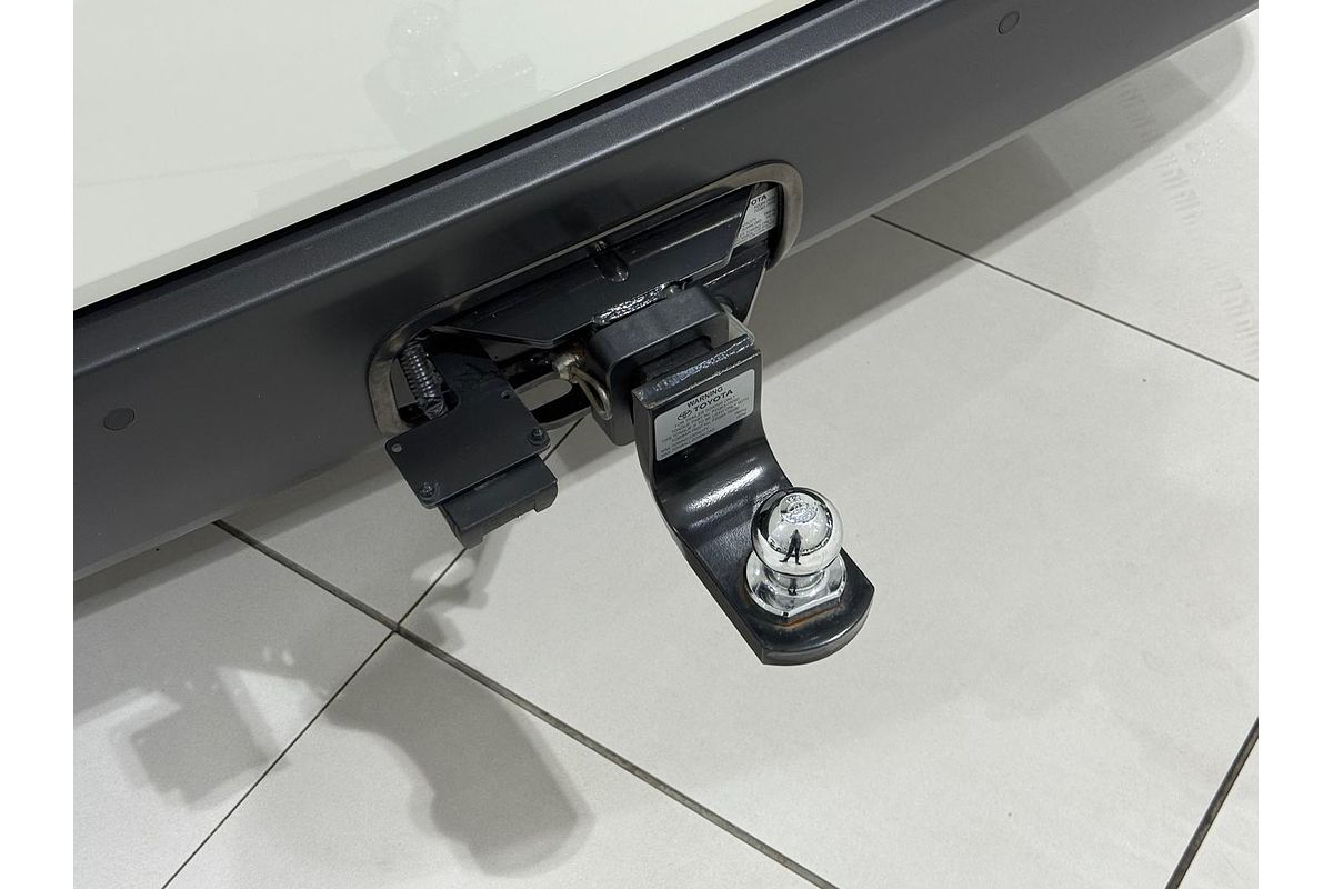 2024 Toyota Hiace GDH300R