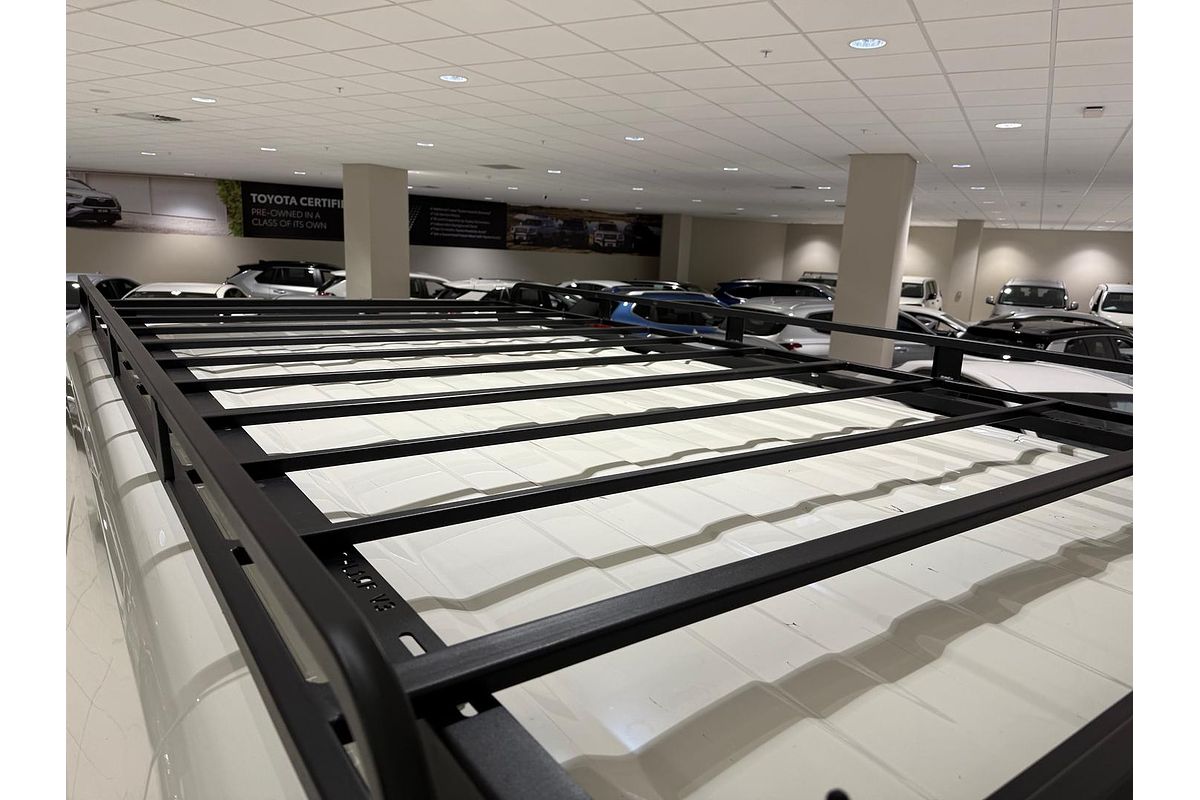 2024 Toyota Hiace GDH300R