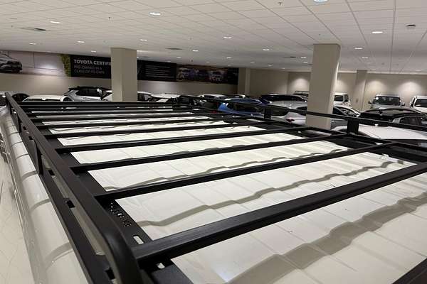 2024 Toyota Hiace GDH300R