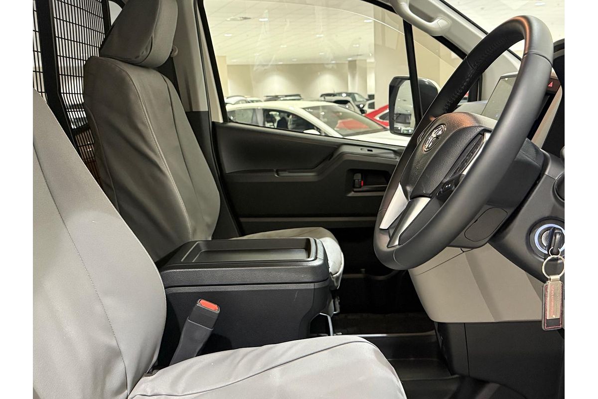 2024 Toyota Hiace GDH300R