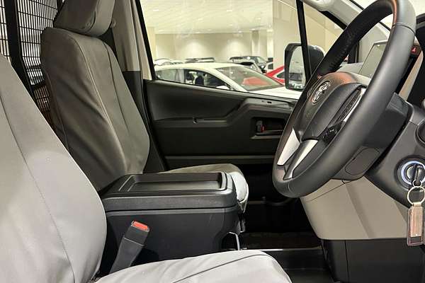 2024 Toyota Hiace GDH300R