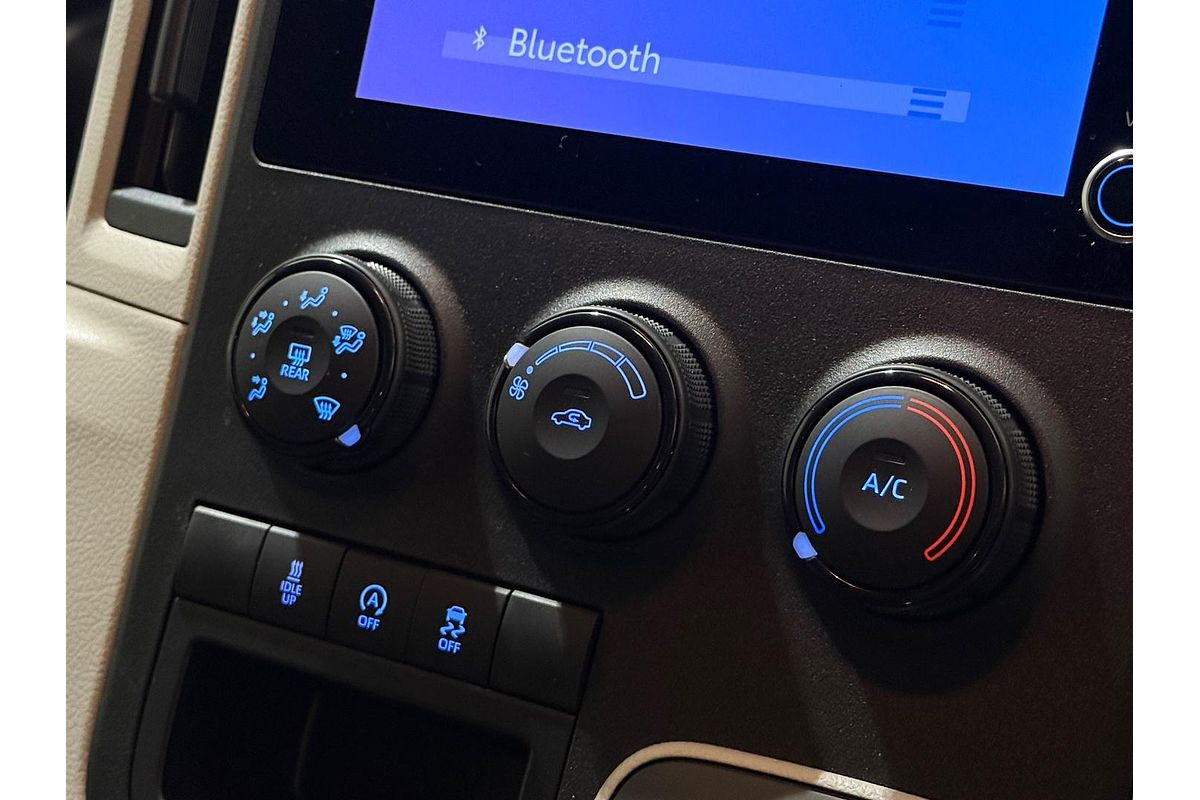 2024 Toyota Hiace GDH300R