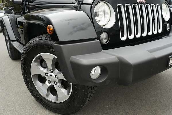 2017 Jeep Wrangler Overland JK