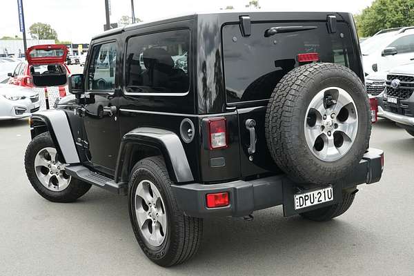 2017 Jeep Wrangler Overland JK