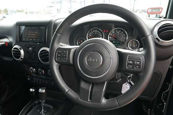 2017 Jeep Wrangler Overland JK