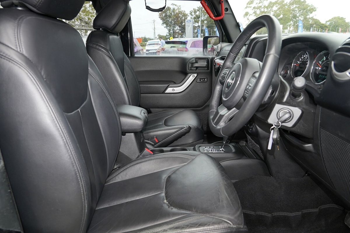 2017 Jeep Wrangler Overland JK