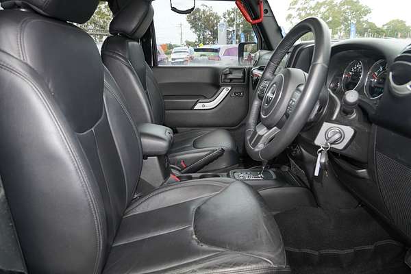 2017 Jeep Wrangler Overland JK