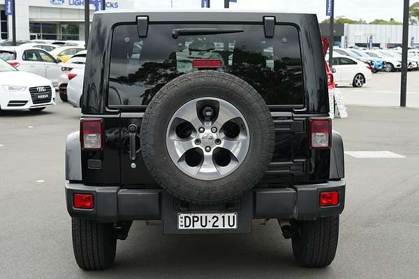 2017 Jeep Wrangler Overland JK