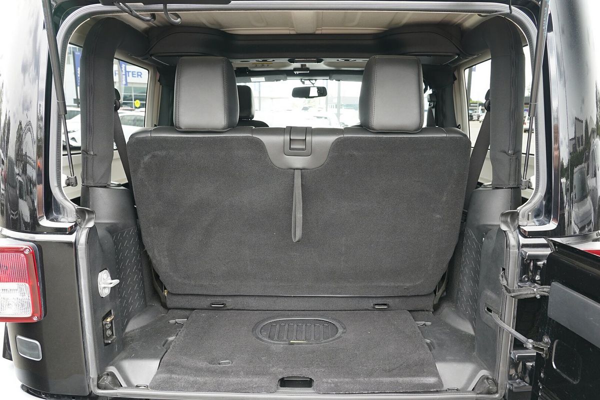 2017 Jeep Wrangler Overland JK