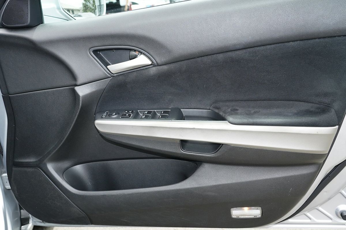 2010 Honda Accord VTi 8th Gen