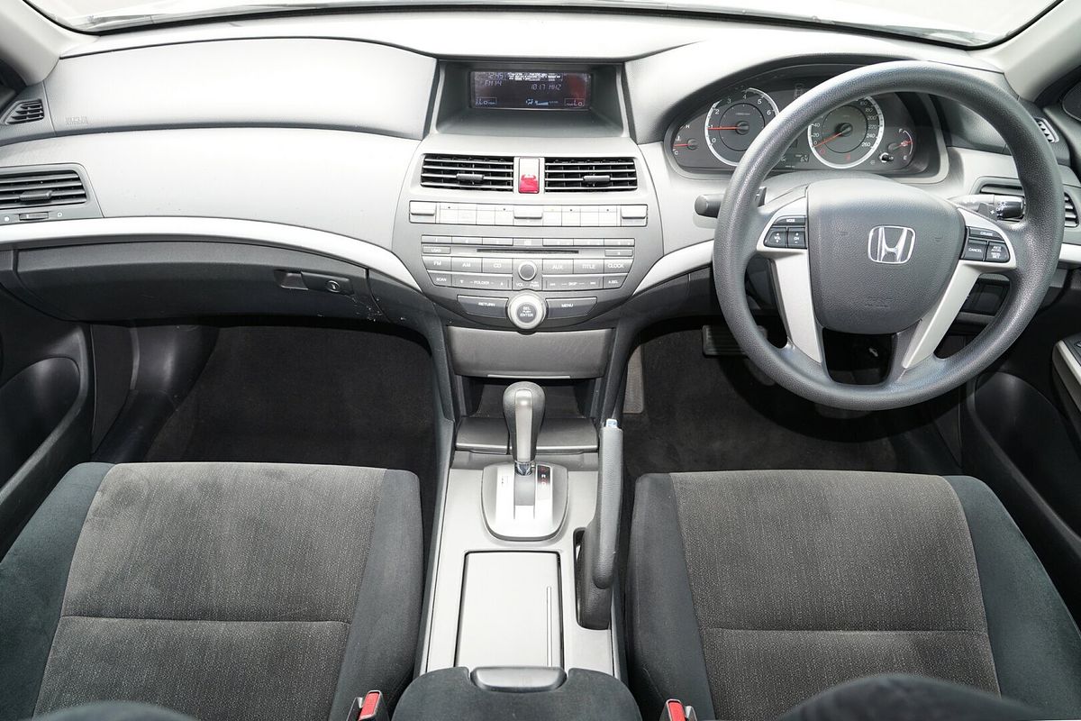 2010 Honda Accord VTi 8th Gen