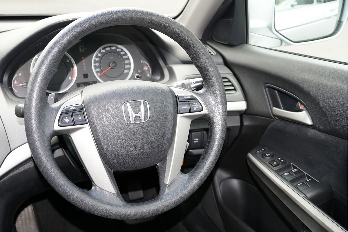 2010 Honda Accord VTi 8th Gen