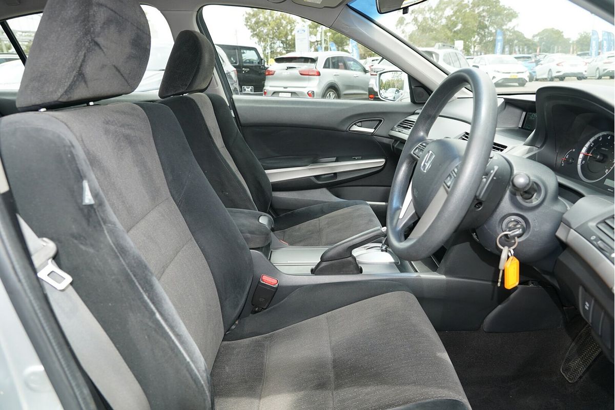 2010 Honda Accord VTi 8th Gen