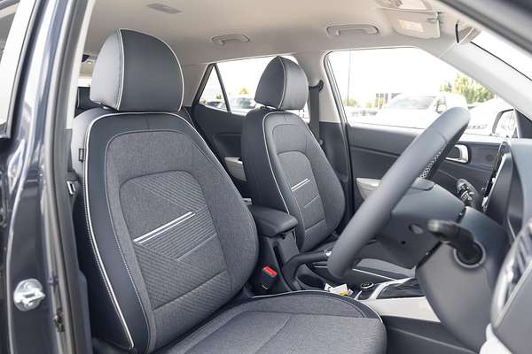 2025 Hyundai Venue Elite QX.V5