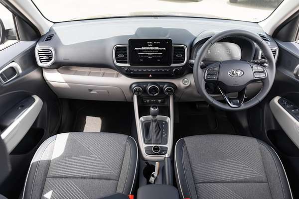 2025 Hyundai Venue Elite QX.V5