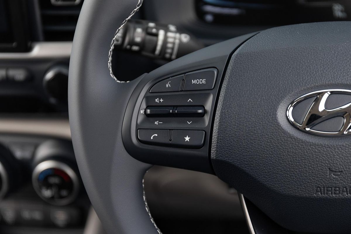 2025 Hyundai Venue Elite QX.V5