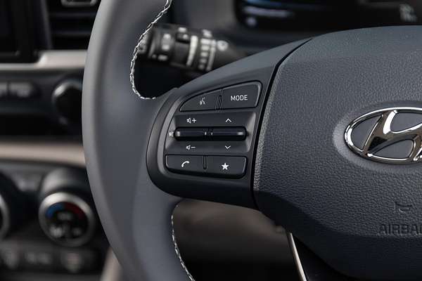 2025 Hyundai Venue Elite QX.V5