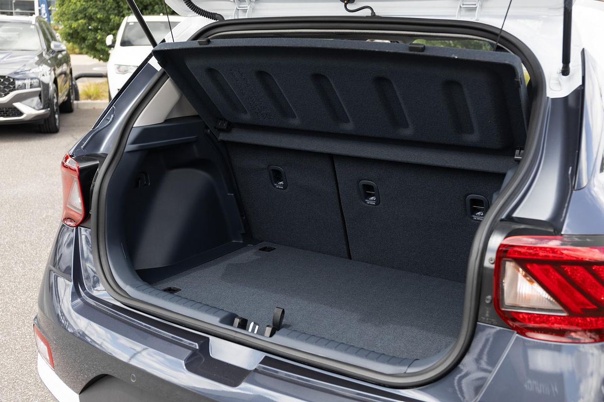 2025 Hyundai Venue Elite QX.V5