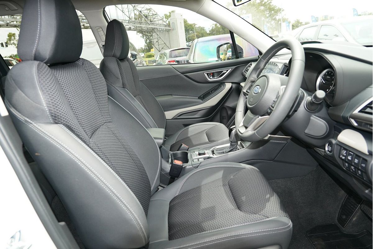 2024 Subaru Forester 2.5i Premium S5