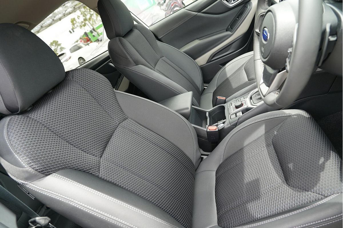 2024 Subaru Forester 2.5i Premium S5