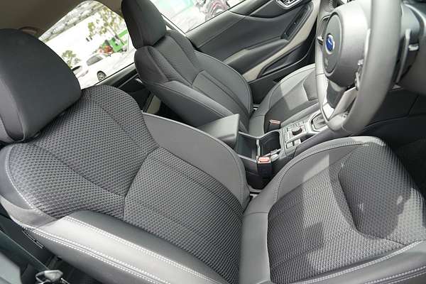2024 Subaru Forester 2.5i Premium S5