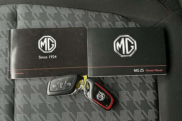 2023 MG ZST Core