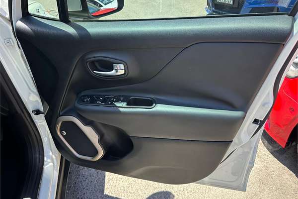 2016 Jeep Renegade Limited BU