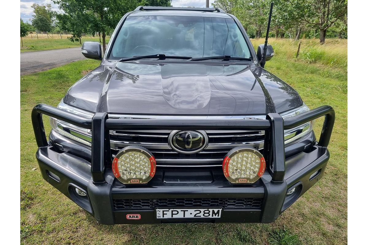 2018 Toyota Landcruiser Sahara VDJ200R