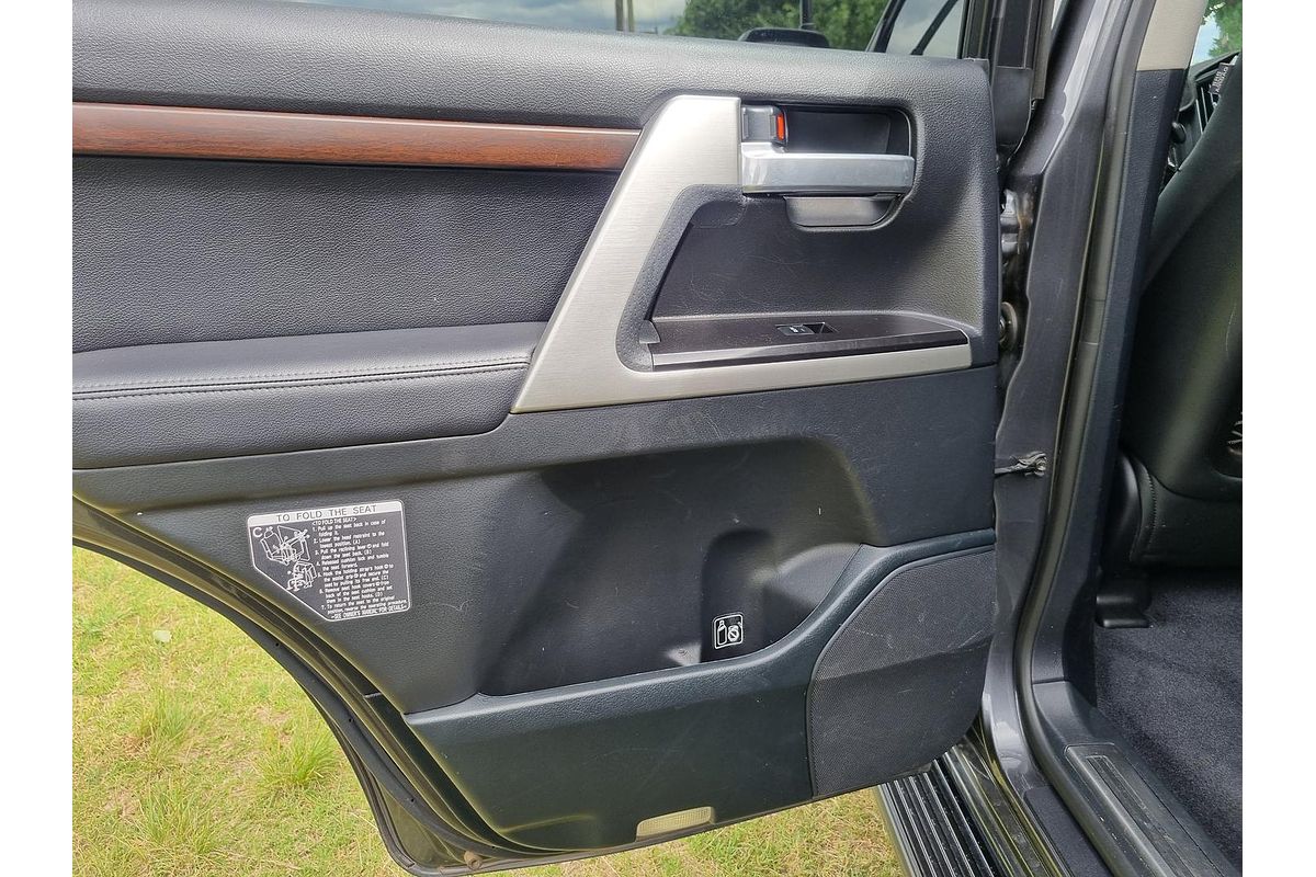 2018 Toyota Landcruiser Sahara VDJ200R