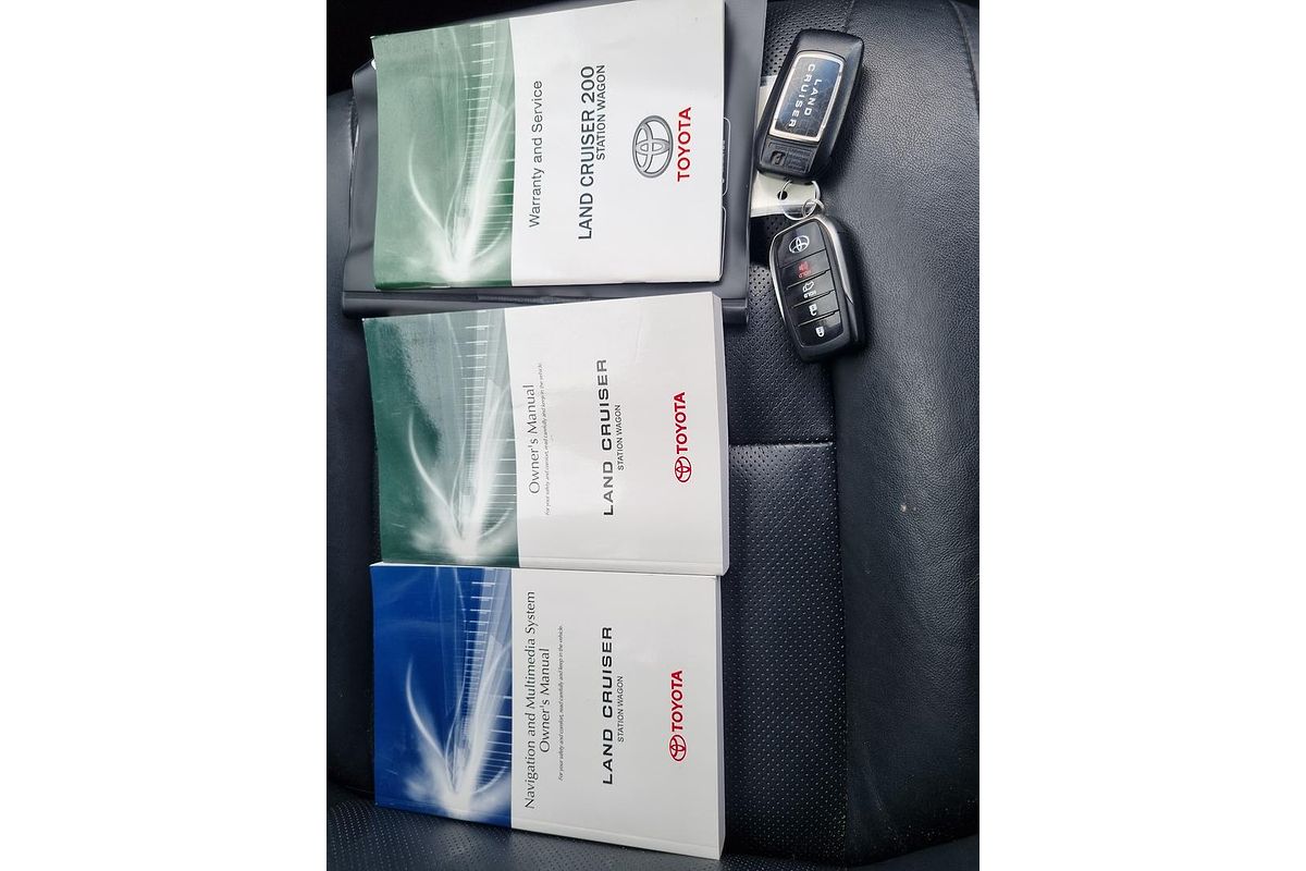 2018 Toyota Landcruiser Sahara VDJ200R