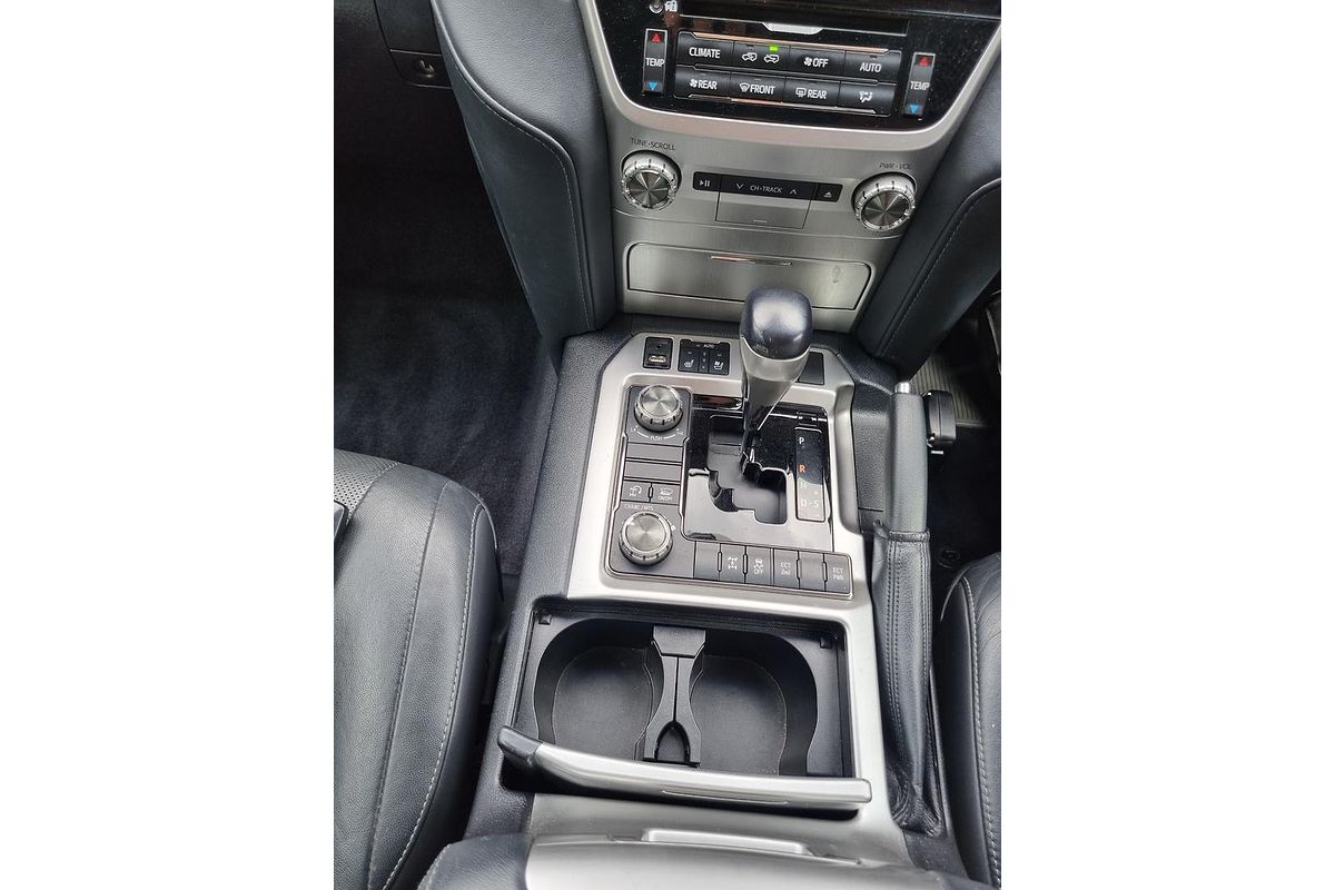 2018 Toyota Landcruiser Sahara VDJ200R