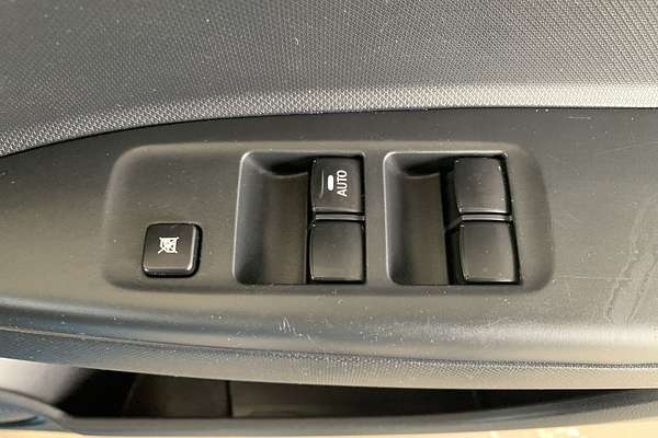 2021 Mitsubishi Mirage ES LB